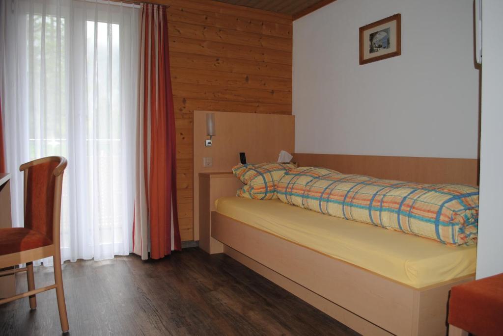 Hotel Des Alpes Kandersteg Δωμάτιο φωτογραφία