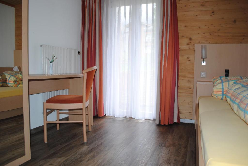 Hotel Des Alpes Kandersteg Δωμάτιο φωτογραφία