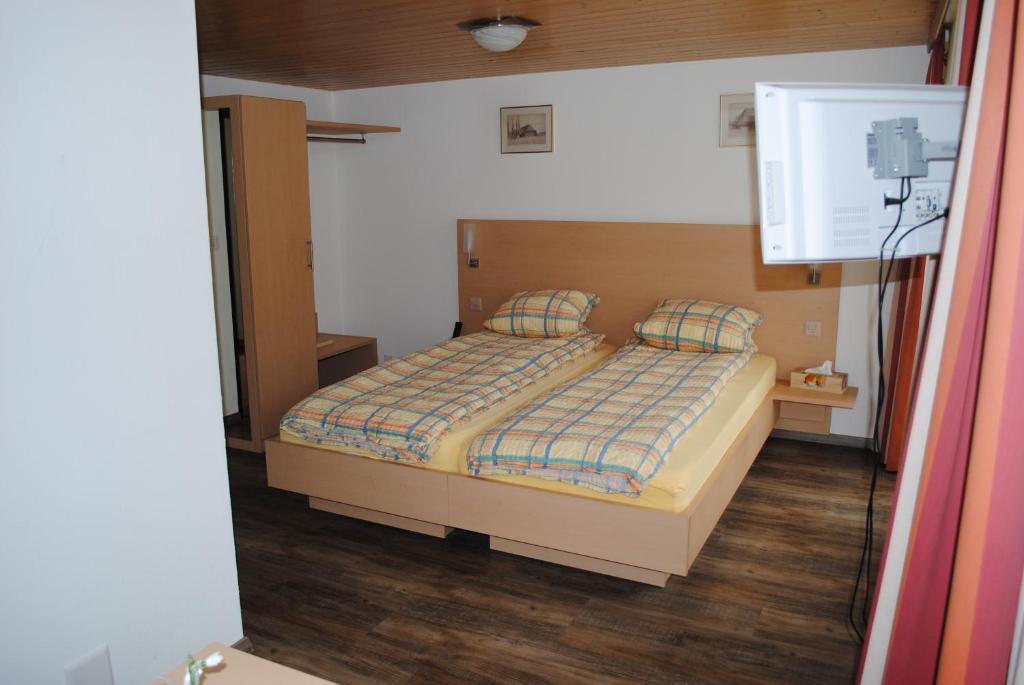 Hotel Des Alpes Kandersteg Δωμάτιο φωτογραφία